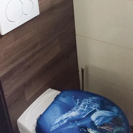 Two-bedroom Holiday In 度假居 *