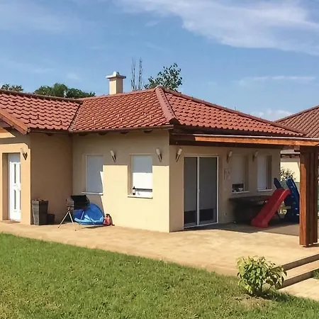 度假居 Two-bedroom Holiday In